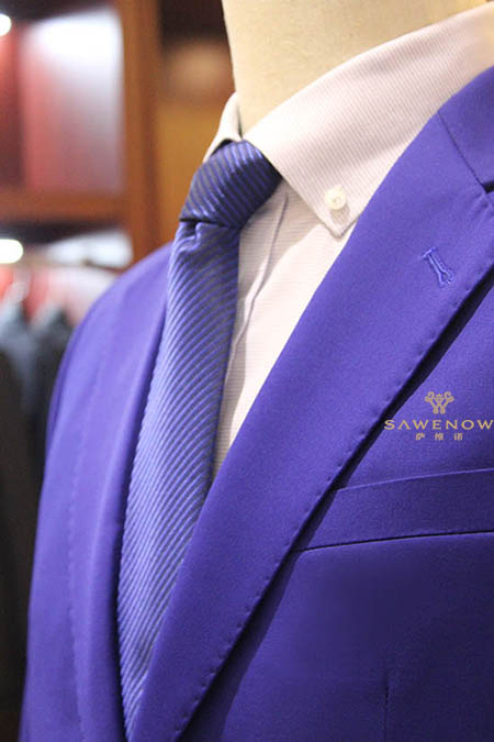 龍先生定制西服細節(jié)展示1