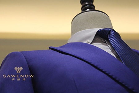 龍先生定制西服細節(jié)展示2